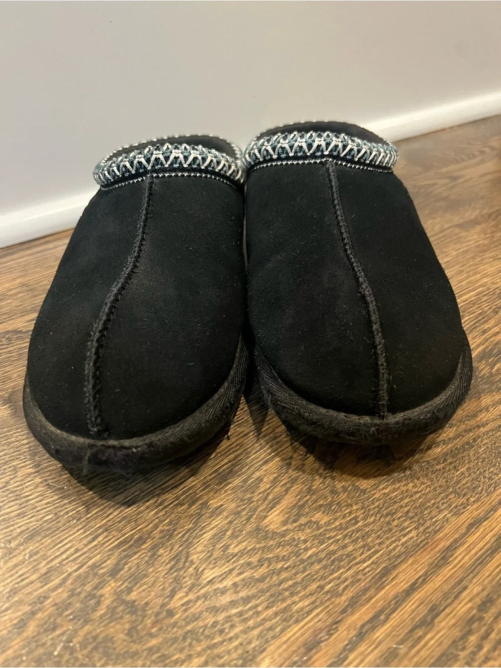 UGG classic slip